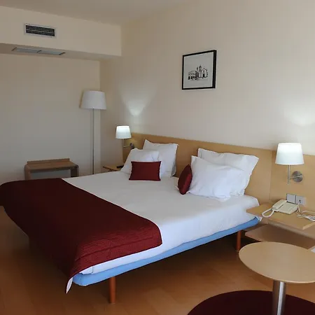 Hotel Turismo De 4*