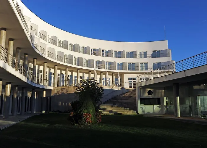 فندق Turismo De ترانكوسو